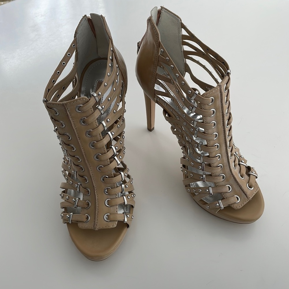 Size 10 Leather BCBGeneration Buff/Nude 5 inch Sandals